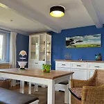 Dom wakacyjny Haus-min-leevstes