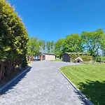 Haus-min-leevstes Böhl