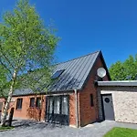 Dom wakacyjny Haus-min-leevstes