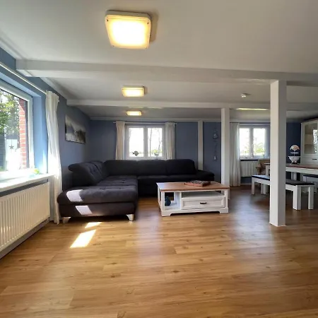 Haus-min-leevstes